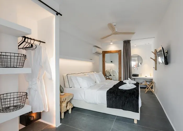 She Mykonos - Luxury